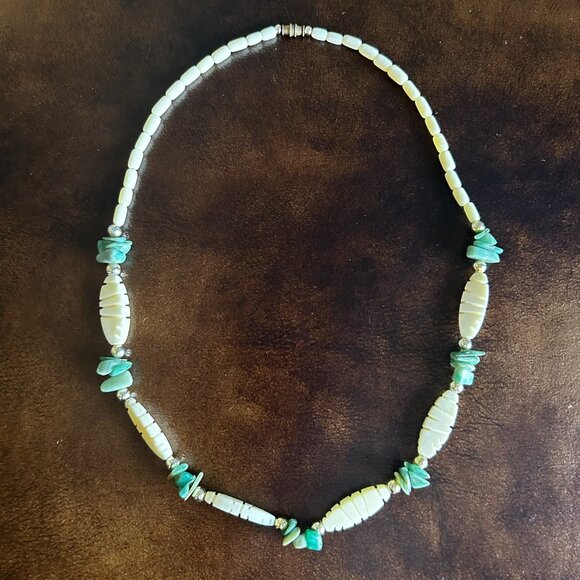 Vintage Genuine Heishi Native American Turquoise & Silver...